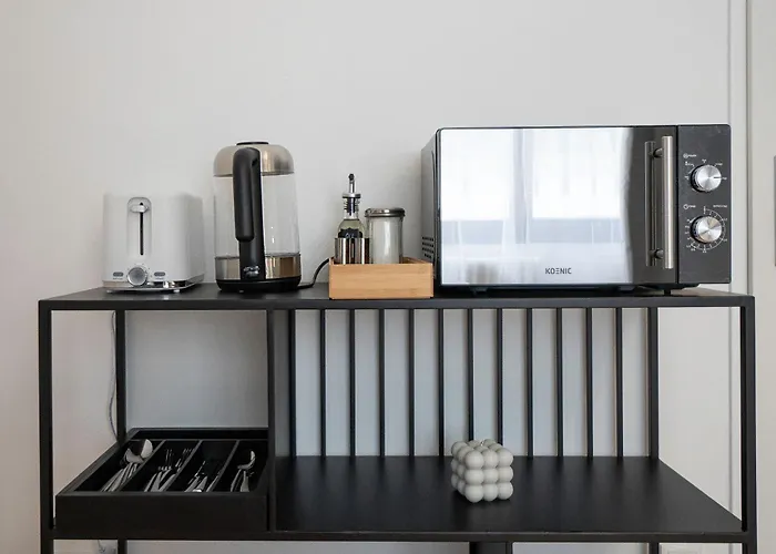 Stylish With Modern Interiors Apartamento *