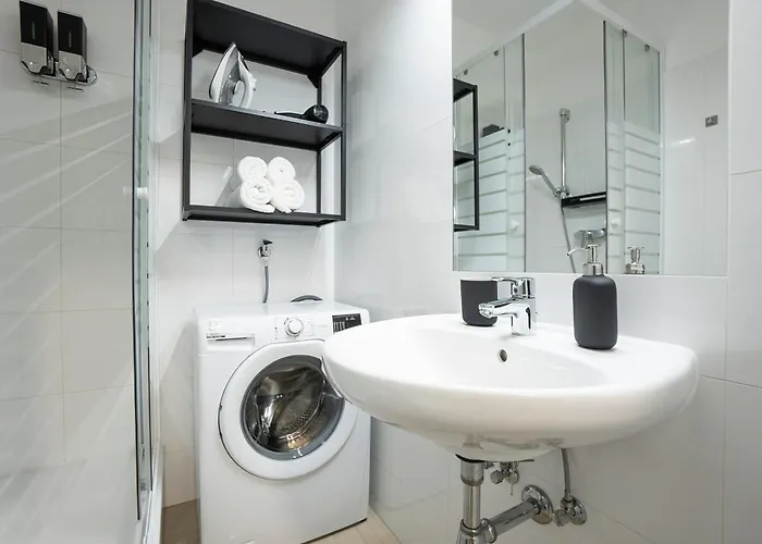 Stylish With Modern Interiors Viena